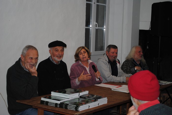 Franco-ren denboran kantan ari ziren